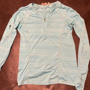 Athleta Pacifica Illume UPF fitted top; woman’s small; great condition